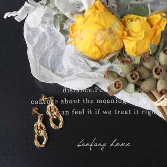 14K Gold Filled Chain Link Earrings - Picture 4 of 5